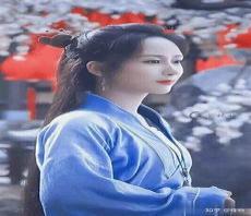 杨紫真正的老公婚纱照