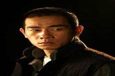 演员陈奕名的照片