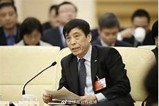 足坛名宿评价梅西和c罗